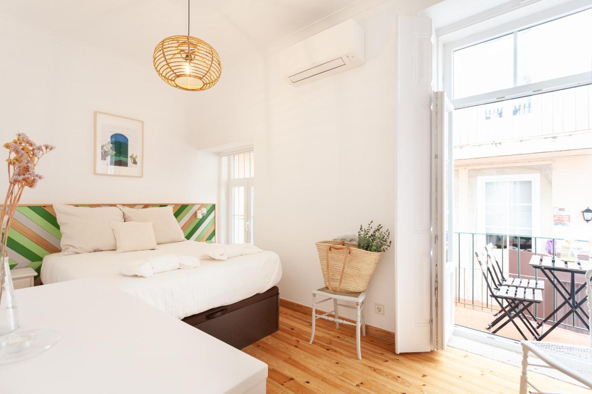 Apartamento Stylish, Bright & Historic -bica I Lisboa